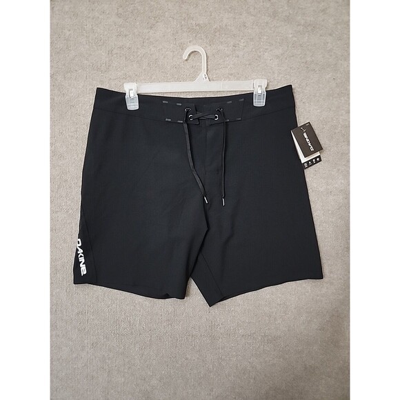 Dakine Cyclone 18" Boardshorts Mens 38 Black Performance Stretch NEW - Picture 1 of 9
